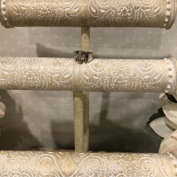 Premier Designs Devotion Ring - Picture 5 of 8